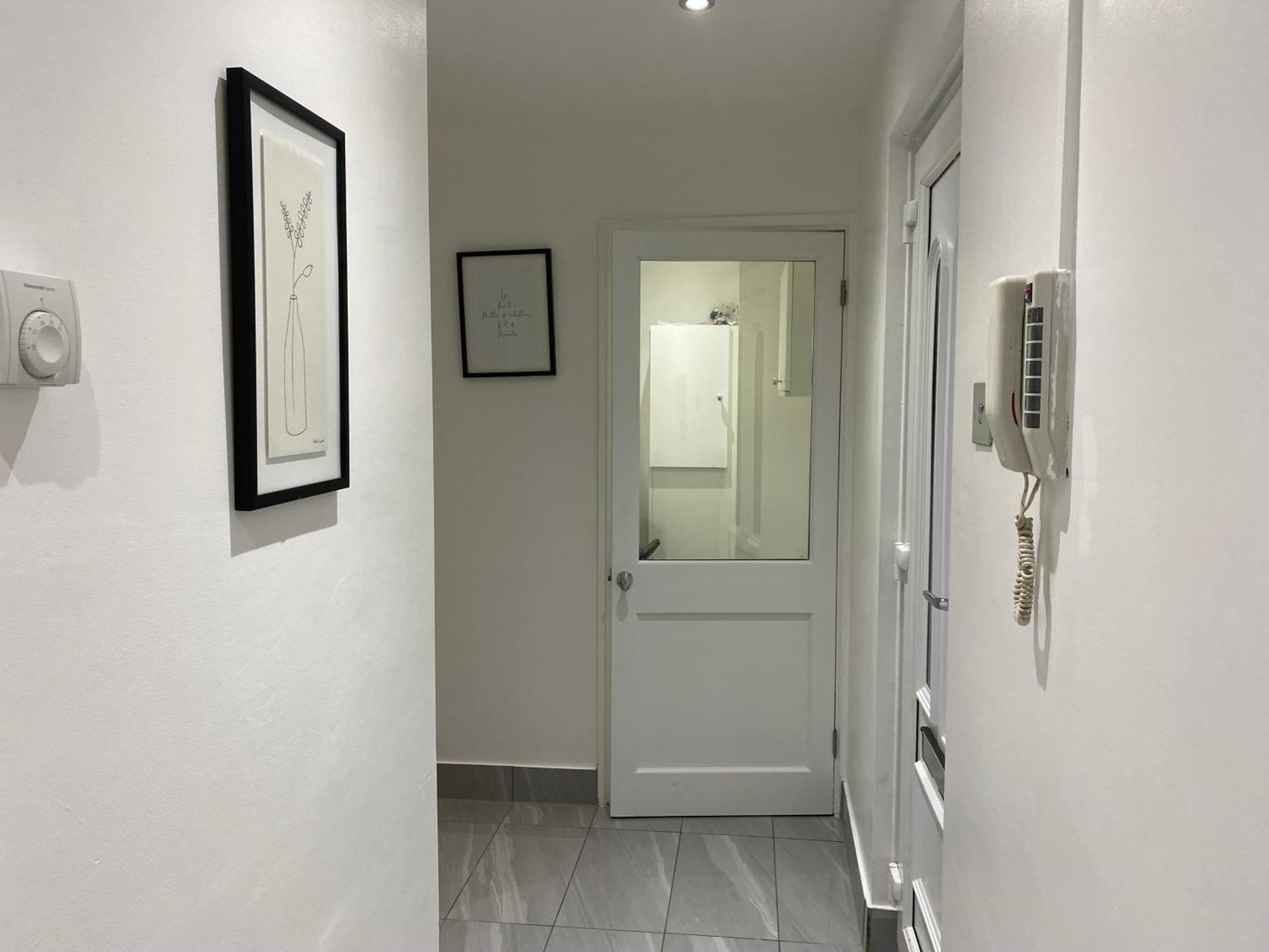 Luxurious 2-Bed Apartment In Woolwich London Exterior foto