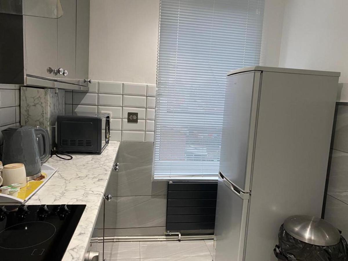 Luxurious 2-Bed Apartment In Woolwich London Exterior foto